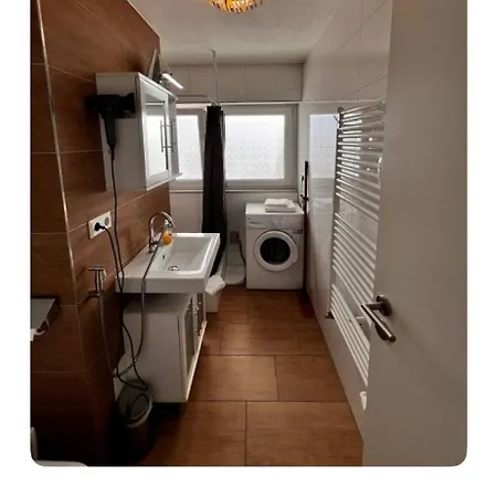 Apartament Flughafen Messe